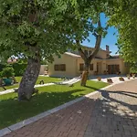 Villa Rosa *