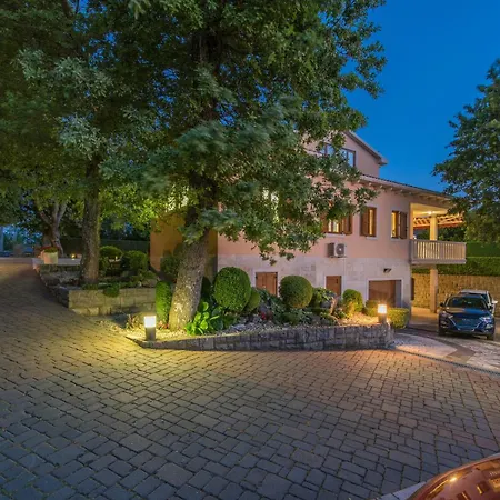 Villa Rosa