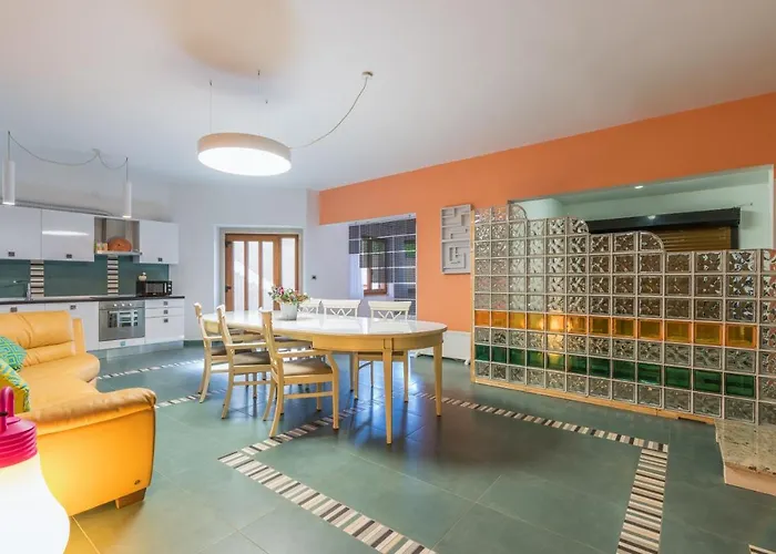 Villa Rosa *